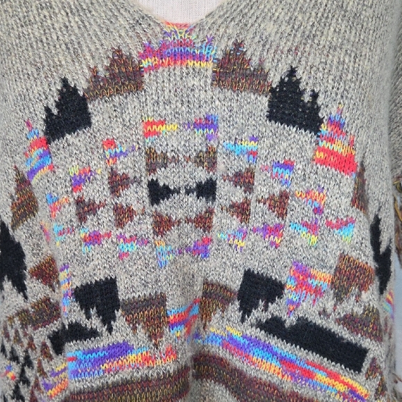 Elan Multicolor Poncho - Picture 4 of 12